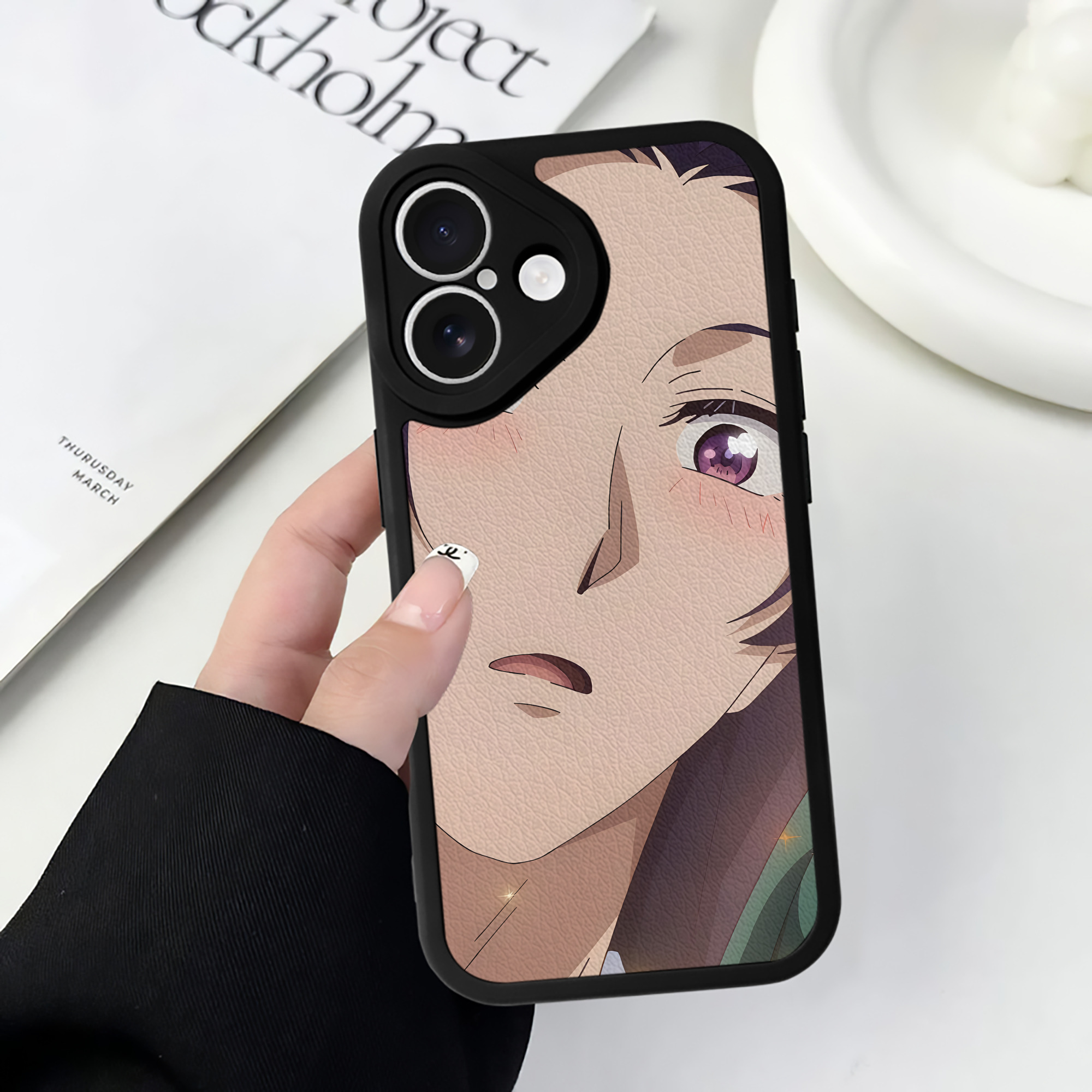 薬屋のひとりごと The Apothecary Diaries 【iPhone 16シリーズ対応】シリコンスマホケース（レザー調） 材質：シリコン
